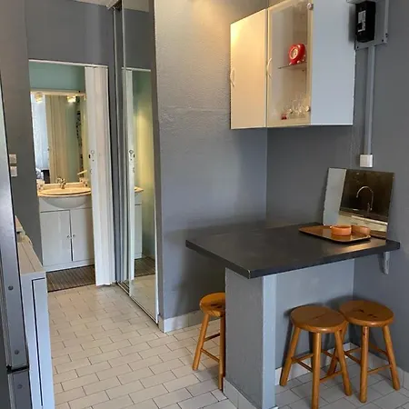 Апартаменти Studio Rdc Centre Naturiste