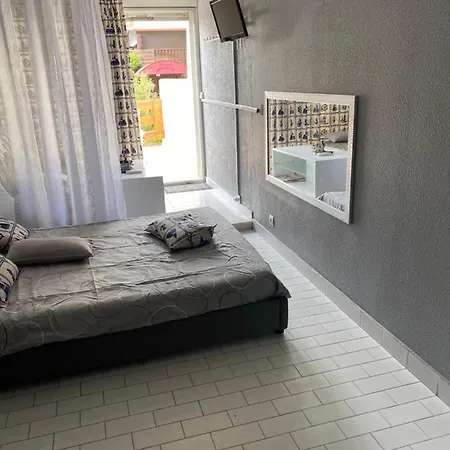 Studio Rdc Centre Naturiste Апартаменти *